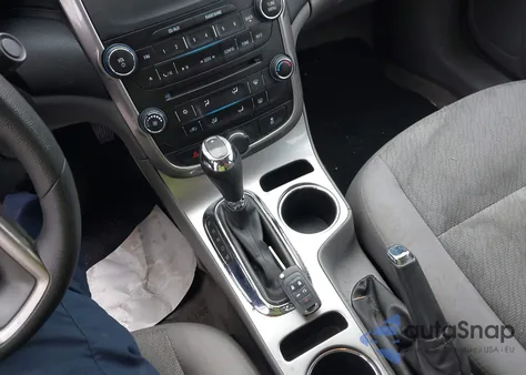 2015 Chevrolet Malibu Ls z USA, uszkodzony, nr VIN 1G11B5SL9FF187708